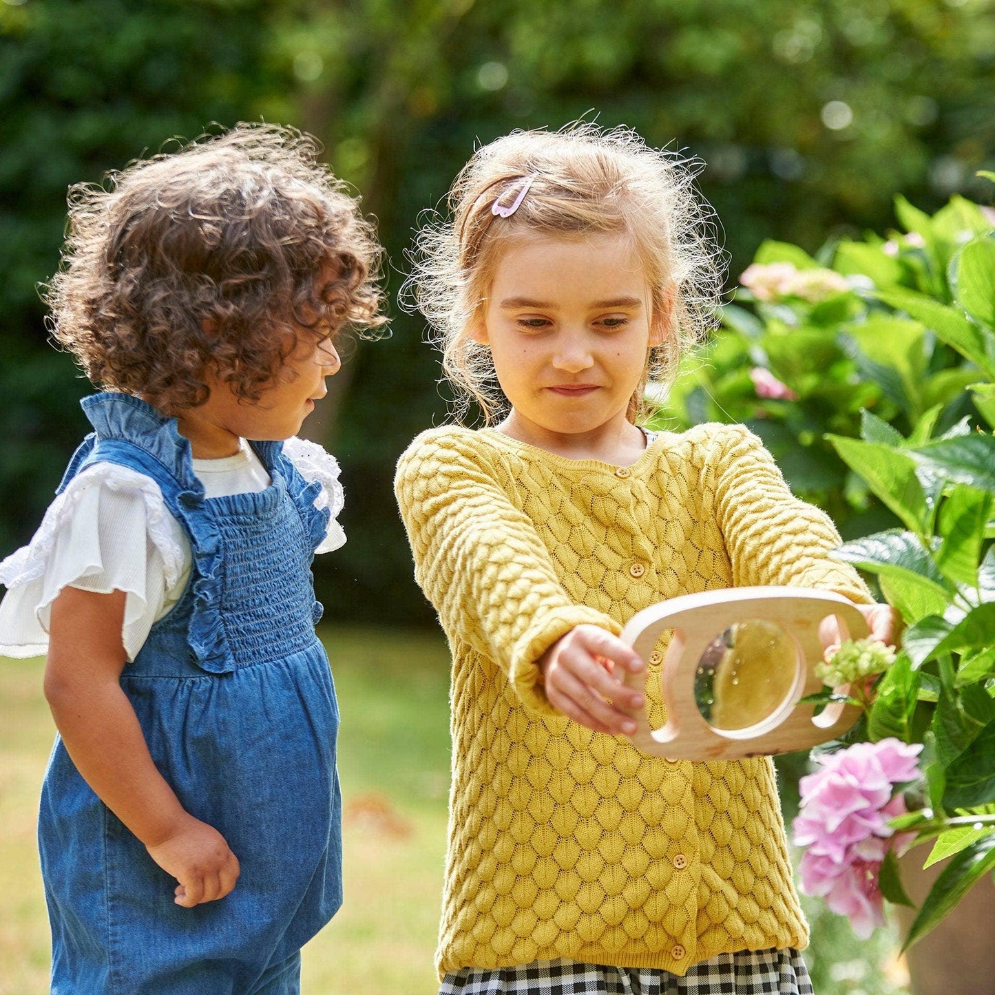 Montessori Easy Hold Magnifier