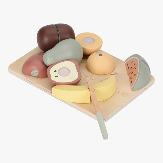Little Dutch Slicing Fruit
